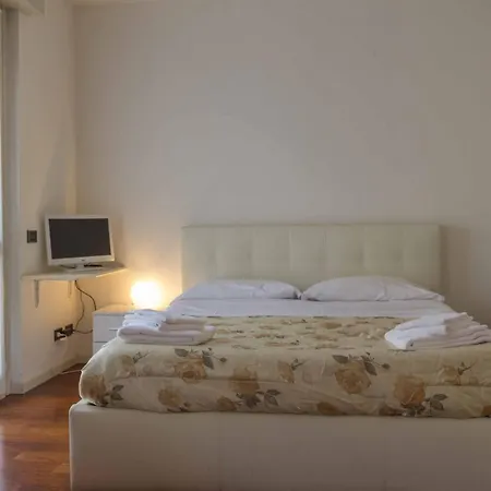 Studio Roma 41 - Affitti Brevi Italia Lecco