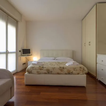 Studio Roma 41 - Affitti Brevi Italia * Lecco